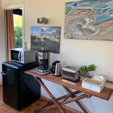 La Chamade Bed & Breakfast 3*